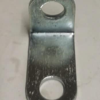 90 degree right angle bracket bzp