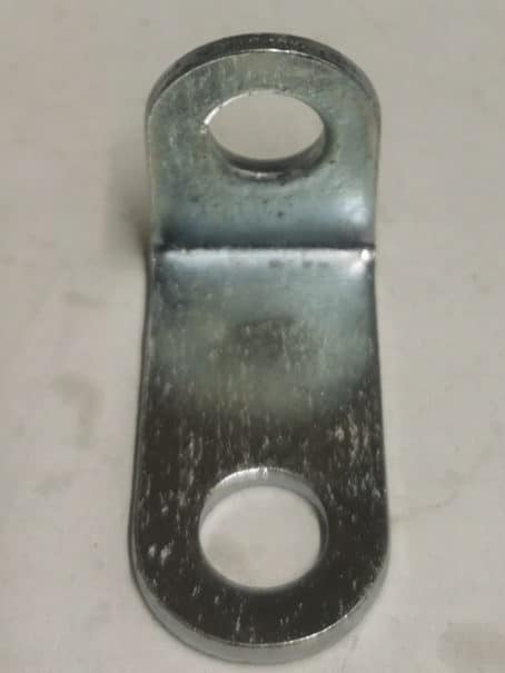 90 degree right angle bracket bzp